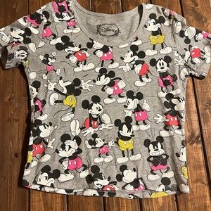 Disney Mickey Mouse Shirt | Juniors Large | Grey with Mickey in red and yellow